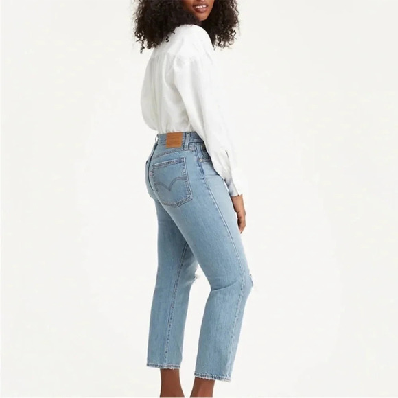 Levi's Wedgie Fit Straight Leg Ankle Jeans Distressed Cotton Cropped Light Wash - Picture 2 of 7